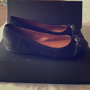 Leila Flats
